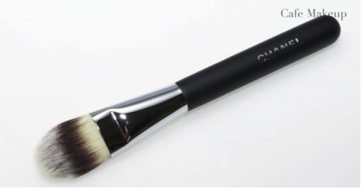 Chanel Foundation Brush